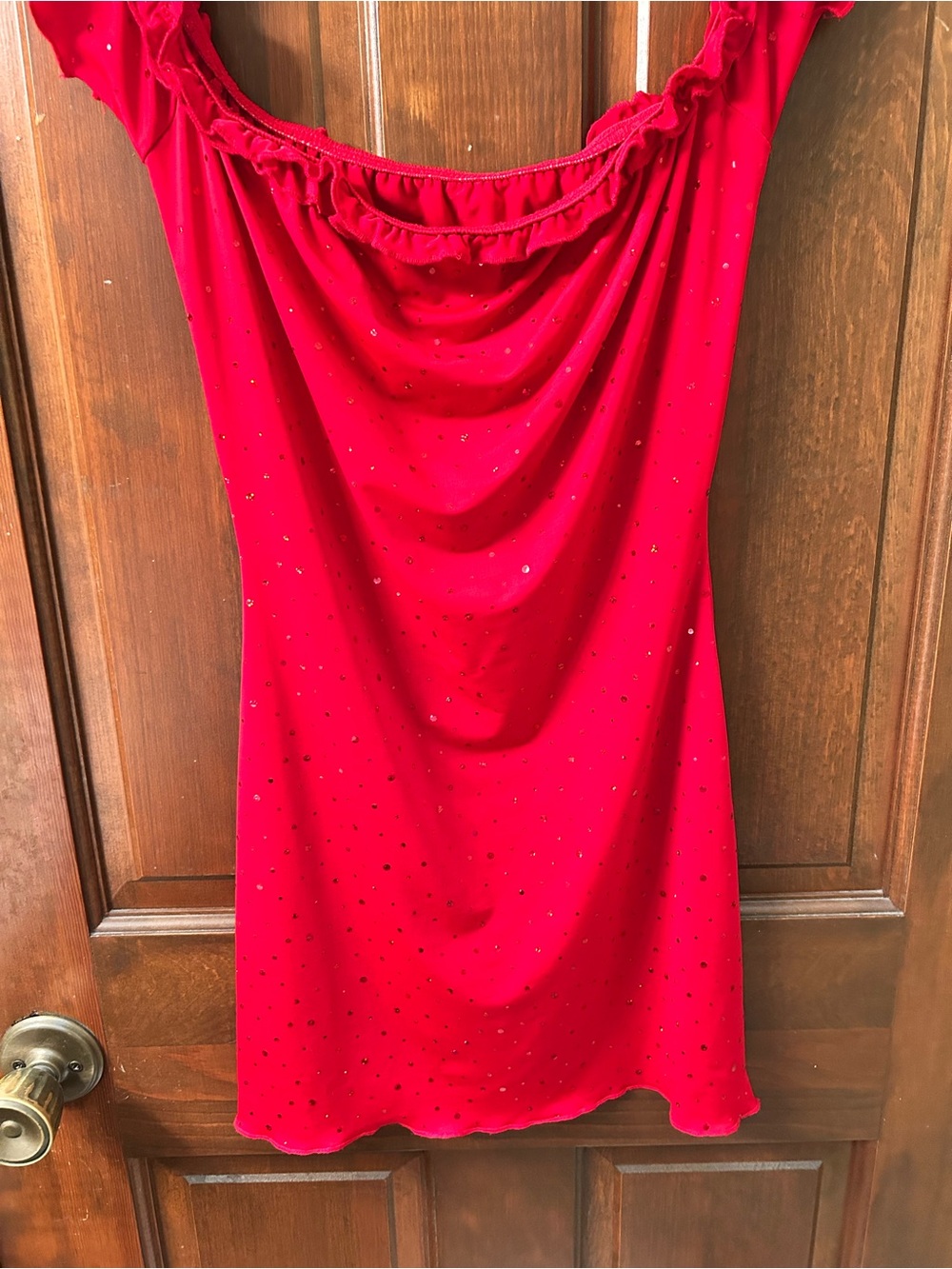 Private Dancer Red Ruffled Off-Shoulder Top. One size - Picture 2 of 5